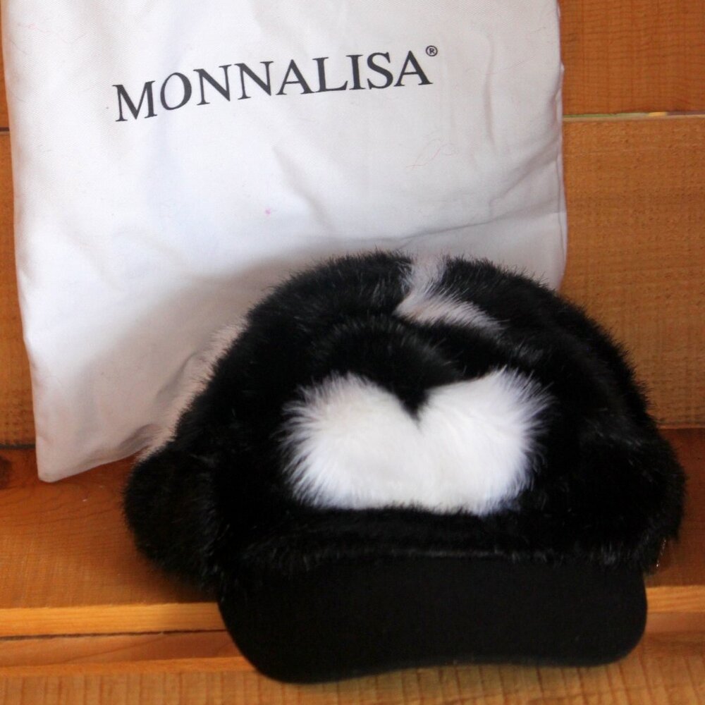 MonnaLisa Girls Teen Faux Fur Hat With Heart Motif And Bag